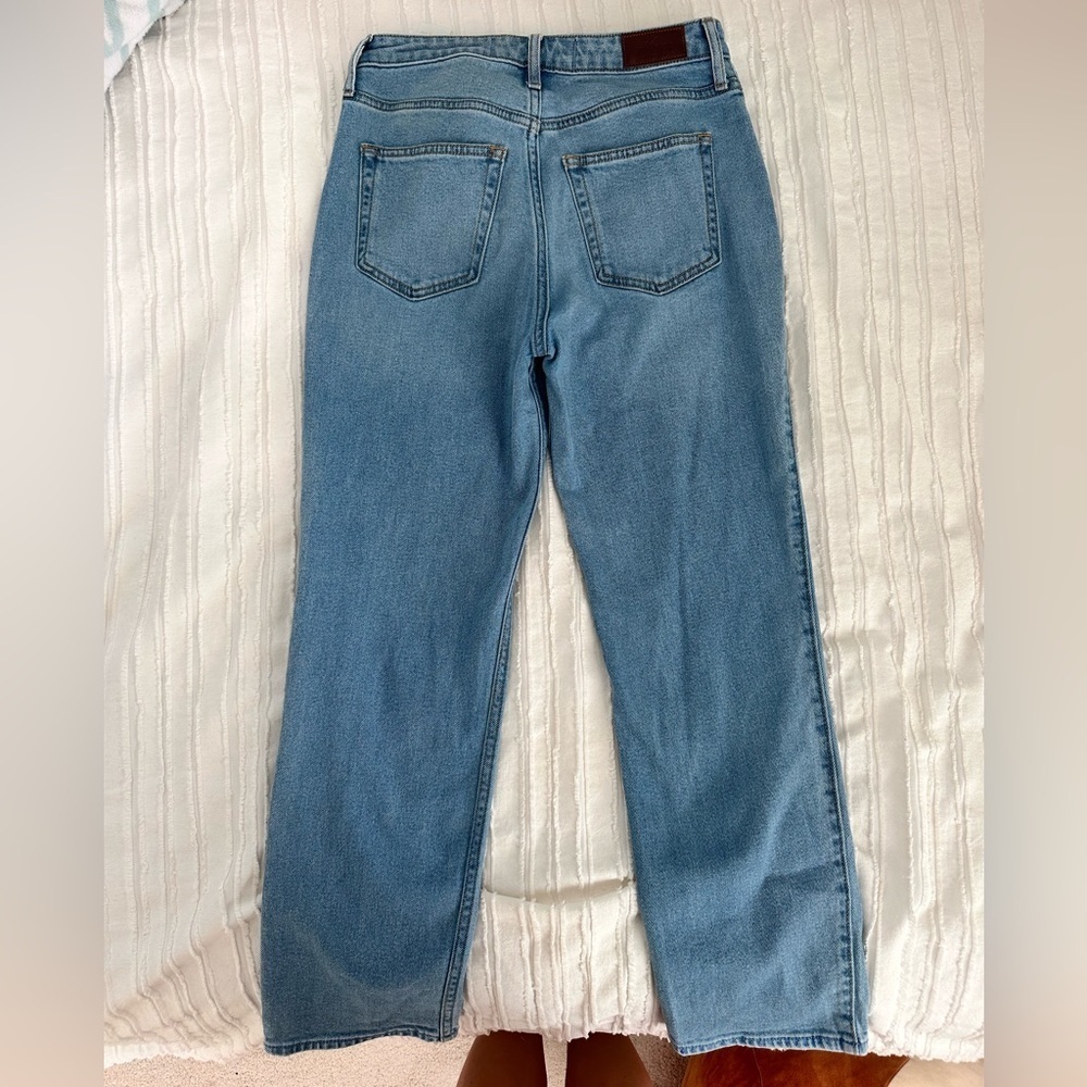 Hollister Ultra High Rise Vintage Straight Jeans Size 25 - Picture 6 of 8